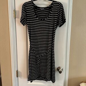 Calvin Klein dress with tie,short sleeves,size 14,great for summer